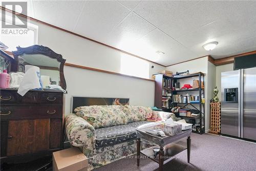 505 Scotch Line Road, Kawartha Lakes (Dunsford), ON - Indoor Photo Showing Other Room