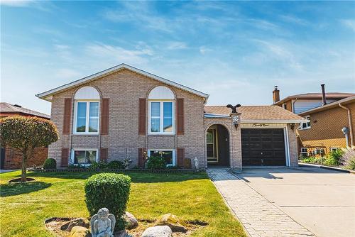 29 Seaton Place Drive, Hamilton, ON - Outdoor