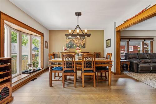 369 Queenston Street, St. Catharines, ON - Indoor Photo Showing Dining Room