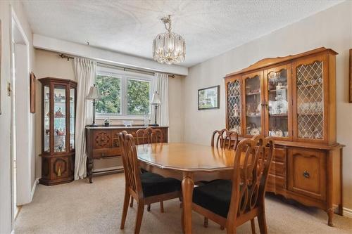 4012 Kingston Court, Burlington, ON - Indoor Photo Showing Dining Room