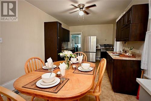 27 Grace Street, Westmeath, ON - Indoor Photo Showing Dining Room