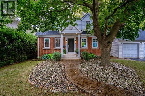 16 Durham Road, Hamilton (Stoney Creek), ON - Outdoor With Facade