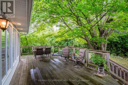 16 Durham Road, Hamilton (Stoney Creek), ON - Outdoor