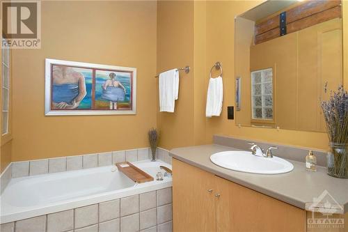 95 Beech Street Unit#303, Ottawa, ON - Indoor Photo Showing Bathroom