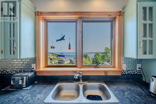 101 Motion Bay Road, Maddox Cove Petty Harbour, NL - Indoor Photo Showing Kitchen With Double Sink