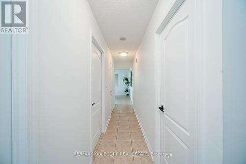 410 - 2500 Rutherford Road, Vaughan, ON - Indoor Photo Showing Other Room