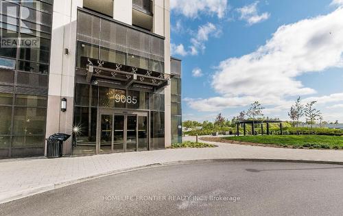 803 - 9085 Jane Street, Vaughan, ON - Outdoor