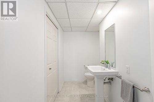 22 Pine Ridge Trail, Oro-Medonte (Horseshoe Valley), ON - Indoor Photo Showing Bathroom