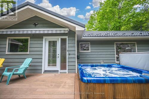 22 Pine Ridge Trail, Oro-Medonte (Horseshoe Valley), ON - Outdoor With Deck Patio Veranda