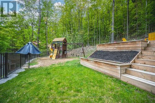 22 Pine Ridge Trail, Oro-Medonte (Horseshoe Valley), ON - Outdoor With Backyard