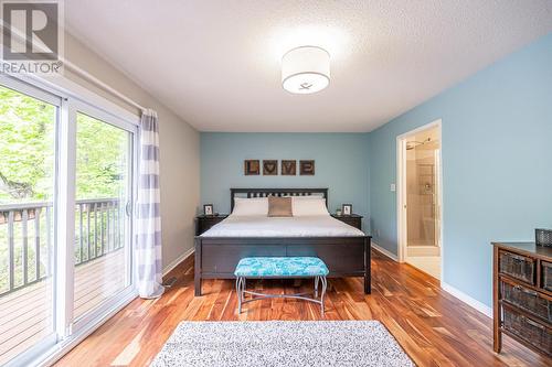 22 Pine Ridge Trail, Oro-Medonte (Horseshoe Valley), ON - Indoor Photo Showing Bedroom