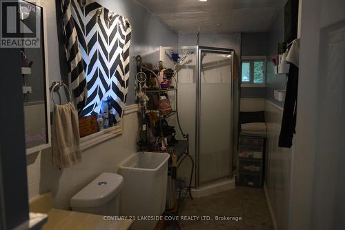 2578 Simcoe Road, Ramara (Brechin), ON - Indoor Photo Showing Bathroom