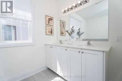 1949 Barbertown Road, Mississauga (Central Erin Mills), ON - Indoor Photo Showing Bathroom