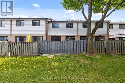 217 - 195 Fleetwood Crescent, Brampton, ON - Outdoor