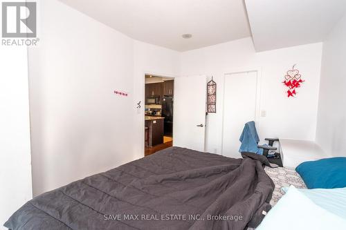 2908 - 4070 Confederation Parkway, Mississauga (City Centre), ON - Indoor Photo Showing Bedroom