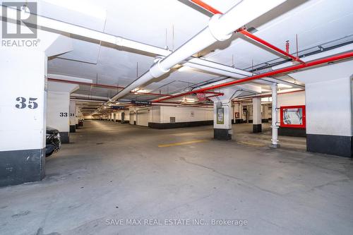 2908 - 4070 Confederation Parkway, Mississauga (City Centre), ON - Indoor Photo Showing Garage