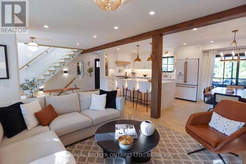 34 Alderway Avenue, Brampton (Brampton South), ON - Indoor Photo Showing Living Room