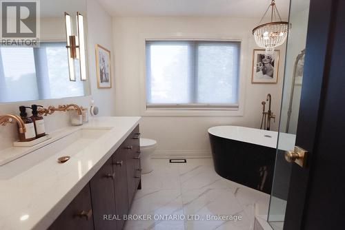 34 Alderway Avenue, Brampton (Brampton South), ON - Indoor Photo Showing Bathroom