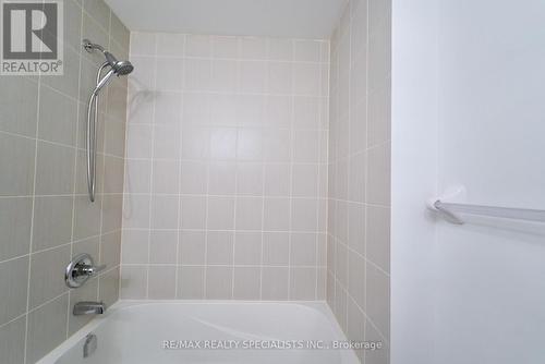 35 Merrybrook Trail, Brampton (Northwest Brampton), ON - Indoor Photo Showing Bathroom