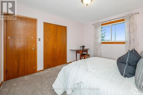 13184 10 Side Road, Halton Hills, ON - Indoor Photo Showing Bedroom