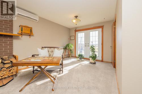 13184 10 Side Road, Halton Hills, ON - Indoor