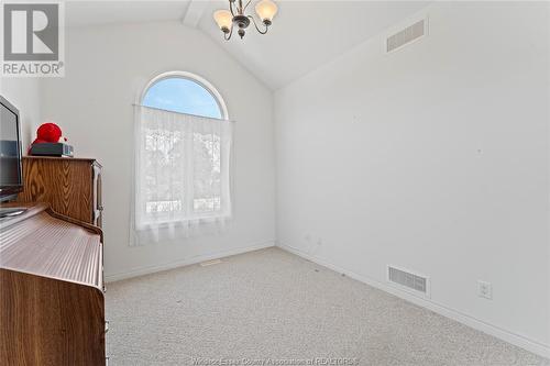 674 Dalhousie, Amherstburg, ON - Indoor Photo Showing Other Room