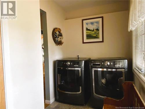 37 Maillet Street, Saint-Basile, NB - Indoor Photo Showing Laundry Room