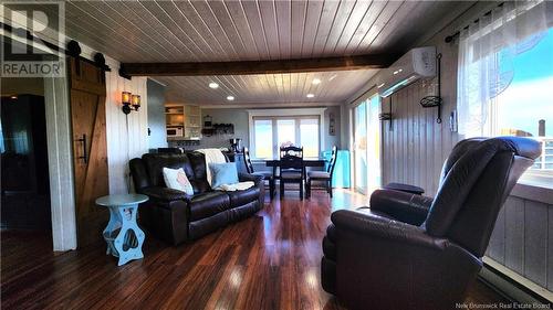 1645 Ch. Wilson Point, Miscou, NB - Indoor Photo Showing Living Room