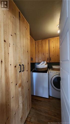 1645 Ch. Wilson Point, Miscou, NB - Indoor Photo Showing Laundry Room