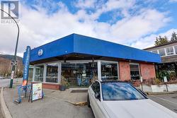 3050 MOUNTAIN HIGHWAY  North Vancouver, BC V7J 2P1