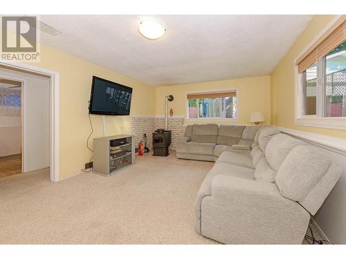 602 Maple Street, Sicamous, BC - Indoor