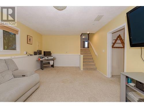 602 Maple Street, Sicamous, BC - Indoor Photo Showing Other Room