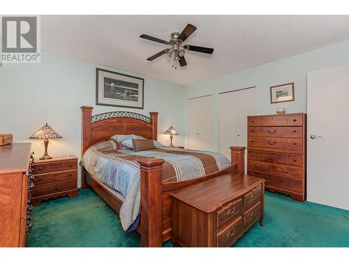 602 Maple Street, Sicamous, BC - Indoor Photo Showing Bedroom