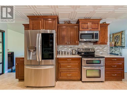 602 Maple Street, Sicamous, BC - Indoor Photo Showing Kitchen