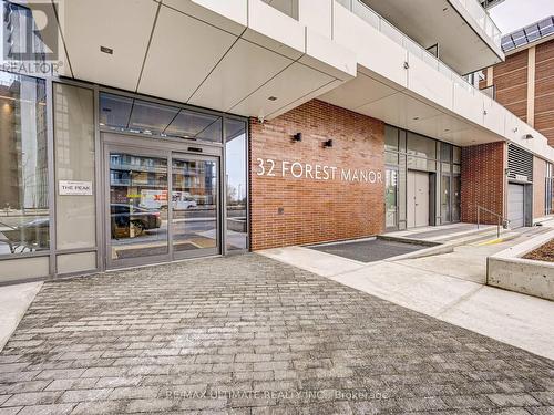 3304 - 32 Forest Manor Road, Toronto, ON - Outdoor