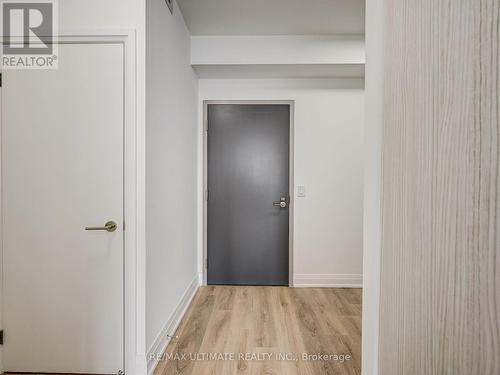 3304 - 32 Forest Manor Road, Toronto, ON - Indoor Photo Showing Other Room