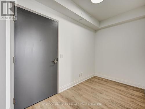 3304 - 32 Forest Manor Road, Toronto, ON - Indoor Photo Showing Other Room