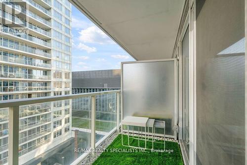 1109 - 19 Bathurst Street, Toronto (Waterfront Communities), ON - Outdoor With Balcony With Exterior