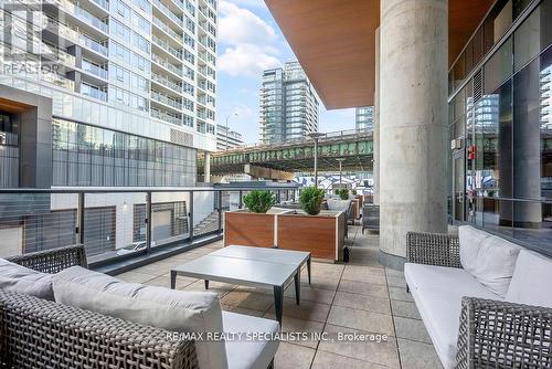 1109 - 19 Bathurst Street, Toronto (Waterfront Communities), ON - Outdoor With Balcony With Exterior