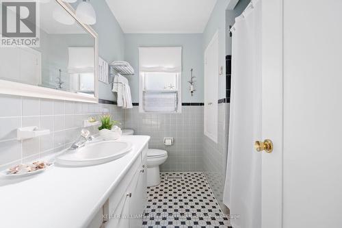 15 Woodthorpe Road, Toronto (Victoria Village), ON - Indoor Photo Showing Bathroom