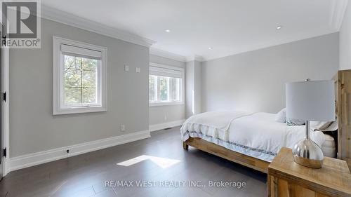 222 Connaught Avenue, Toronto (Newtonbrook West), ON - Indoor Photo Showing Bedroom