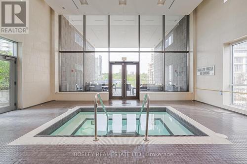 318 - 121 Mcmahon Drive, Toronto (Bayview Village), ON - Indoor Photo Showing Other Room With In Ground Pool