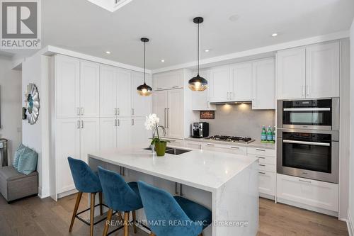 515 - 280 Howland Avenue, Toronto (Annex), ON - Indoor Photo Showing Kitchen With Stainless Steel Kitchen With Upgraded Kitchen