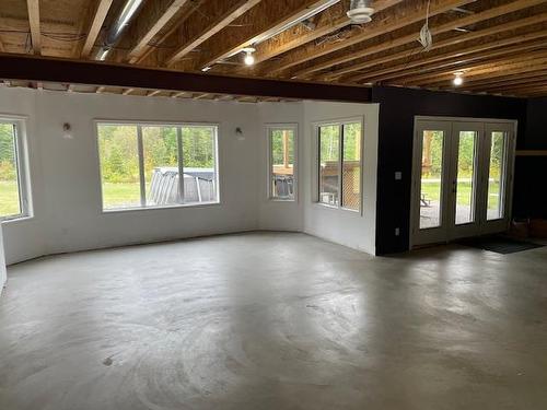 1102 Gorevale Road, Rural Thunder Bay, ON - Indoor Photo Showing Other Room