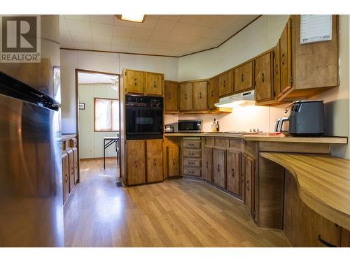 1269 Colclough  Avenue, Fernie, BC - Indoor Photo Showing Kitchen