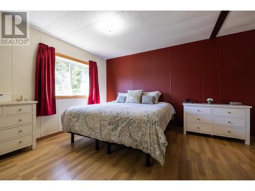 1269 Colclough  Avenue, Fernie, BC - Indoor Photo Showing Bedroom