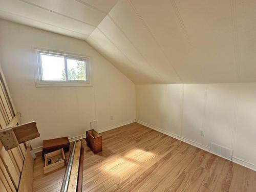 101 Churchill Street, Nipigon, ON - Indoor Photo Showing Other Room