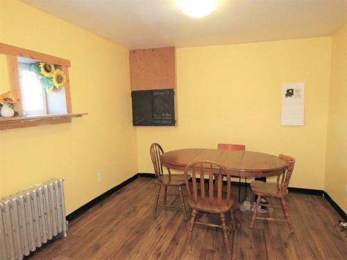 46 Front Street, Nipigon, ON - Indoor Photo Showing Dining Room