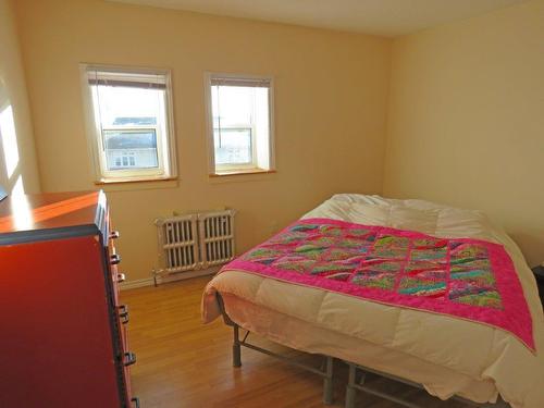 46 Front Street, Nipigon, ON - Indoor Photo Showing Bedroom