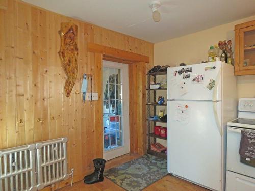 46 Front Street, Nipigon, ON - Indoor Photo Showing Kitchen